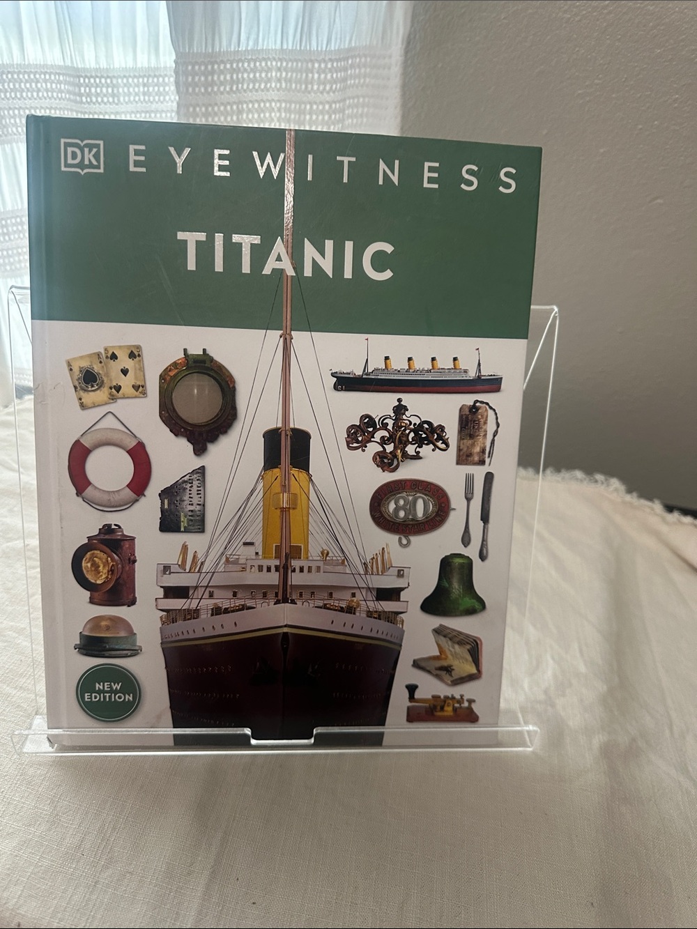 DK Eyewitness Titanic Book - Green & White HardCover NEW